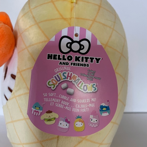 Pineapple HELLO KITTY Squishmallow - Picture 3 of 8